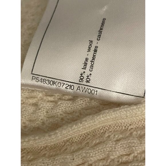 Chanel Cream Ribbed Knit Sweater With Button Shoulder Detail & Textured Design - Picture 15 of 15